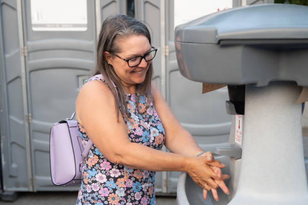 Best Luxury portable toilet rental  in Boonville, CA